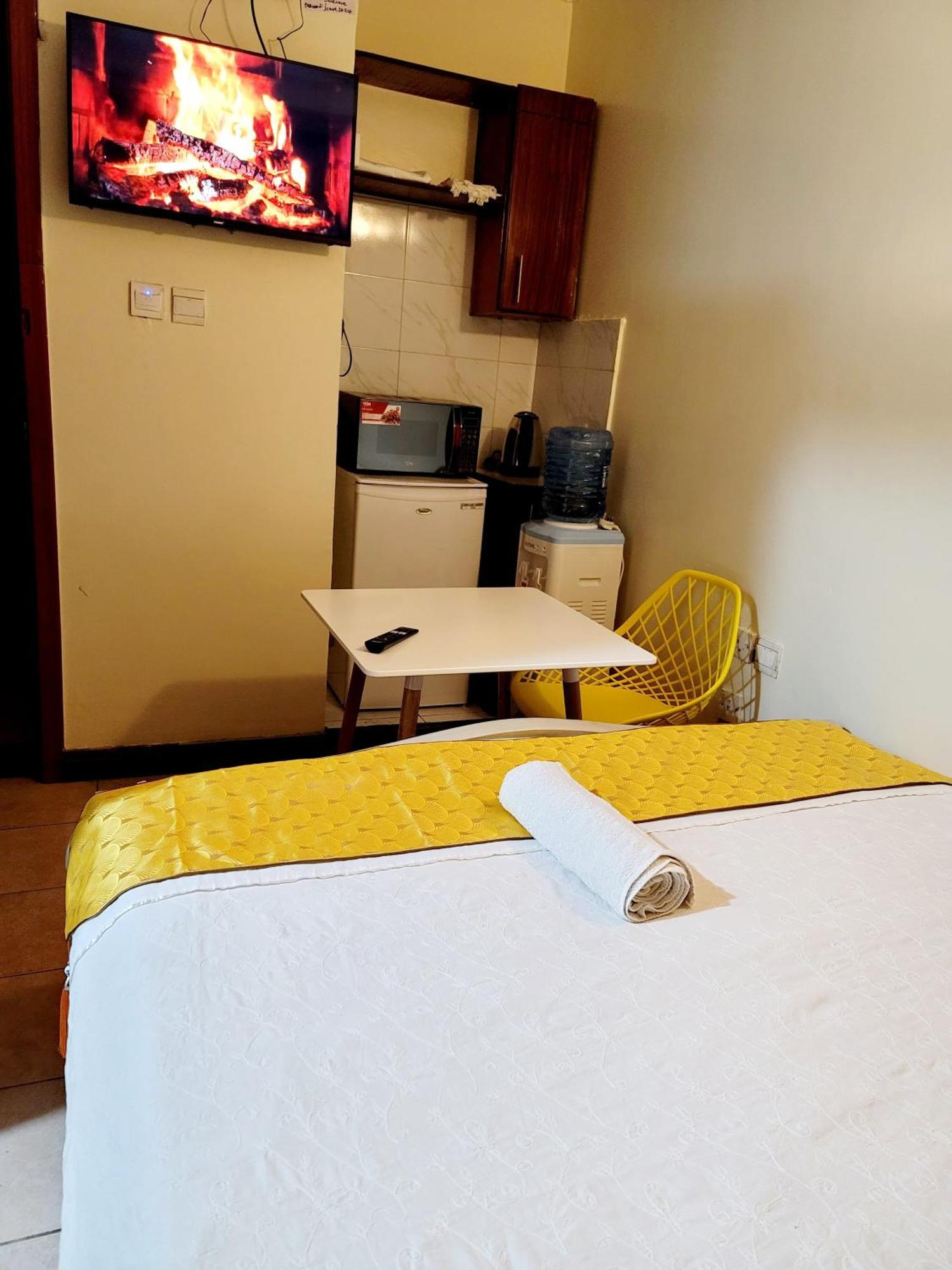 Sunrise Blue Moon B&B Nairobi Exterior photo